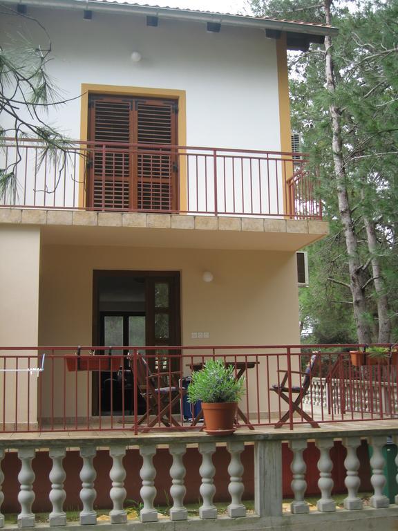 The White House Croatia Apartment Bibinje Ruang foto