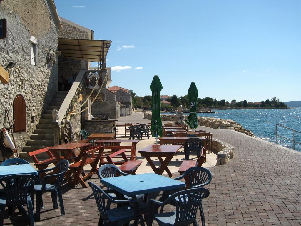 The White House Croatia Apartment Bibinje Ruang foto